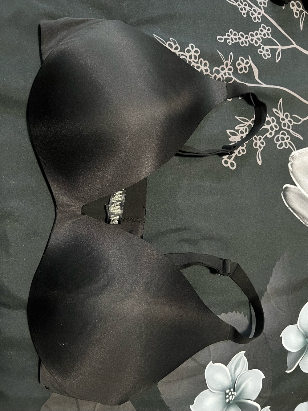 SKIMS Black Smooth Everyday Push Up T-Shirt Bra by Skims